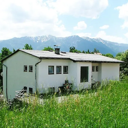 Weiss Apartment *
